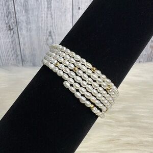 FRESH WATER PEARL bracelet in natural white and ghw